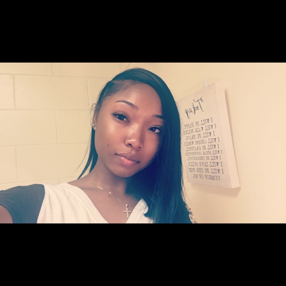 Meet your Posher, Yashica